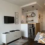 Olivia By Q4Apartments